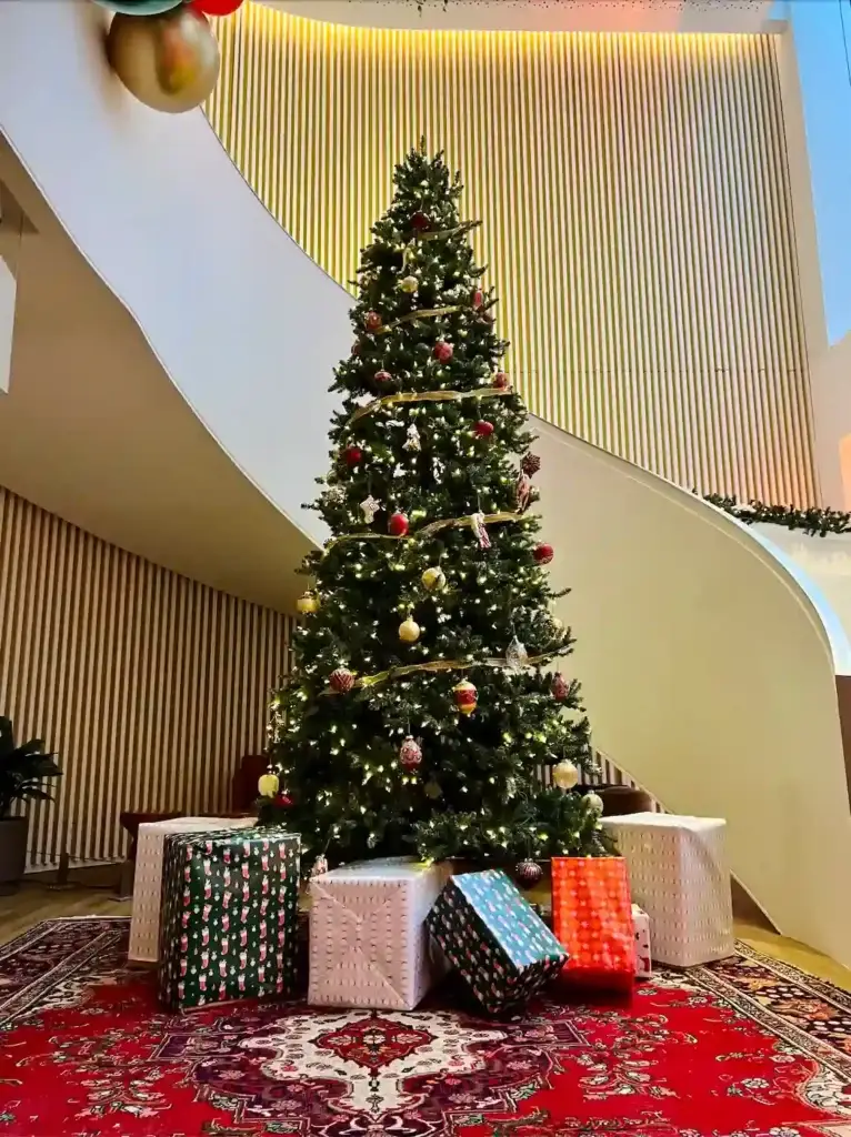 UMDH-arbre-de-noel-entreprise-4